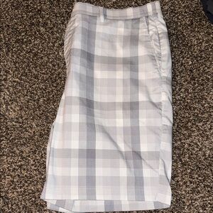 PGA Tour Men's Gray Plaid Flat-Front Shorts